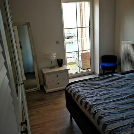 Surforama De Feine Stuuv In Orth Mit Meerblick Fehmarn Exterior foto